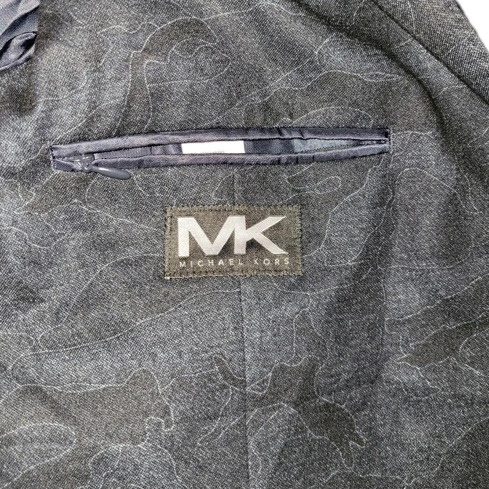 MICHAEL KORS \ Men's Camo Knit Sportcoat / 44 Short / Navy